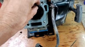 Двигатель Лифан. Как же так, он же новый! Дымит и глохнет.