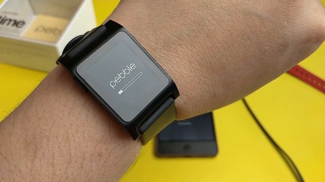 Смарт часы из 2015 года актуальные и в 2020 году. Обзор Pebble Time (не слышали про такие?!) смотреть онлайн