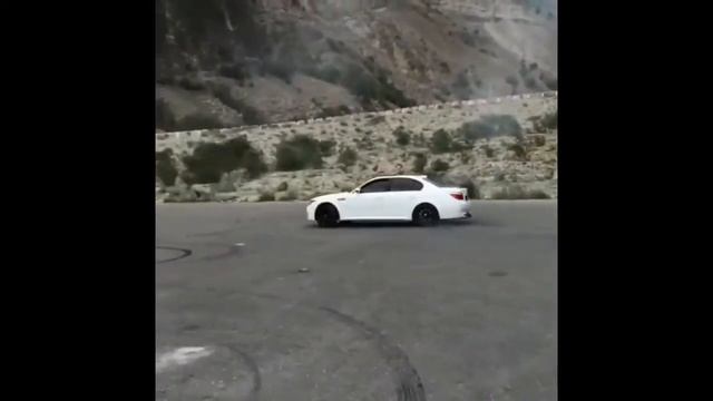 БМВ М5 е60, городской дрифт, трасса! #bmwm5