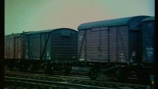 TONBRIDGE Kent steam train era lineside & cab ride 1958 смотреть онлайн