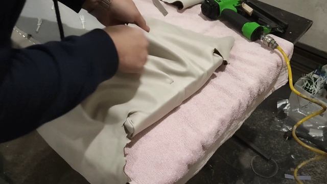 Банкетка с каретной стяжкой смотреть онлайн