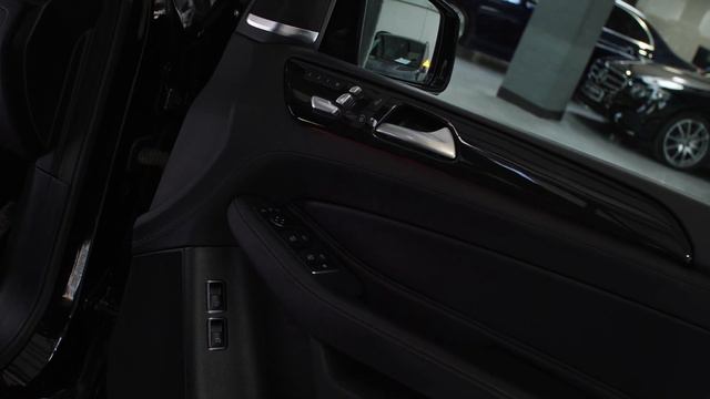 MERCEDES-BENZ GLS GLS 350D 4MATIC AMG LINE - SUV Prestige смотреть онлайн