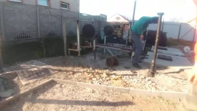 Жим гантелей на горизонтальной скамъе смотреть онлайн