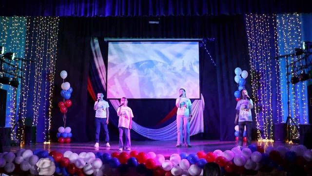 Вокальная группа "Ассорти" - "Молодая Россия" (рук-ль: В. Мальгина) смотреть онлайн