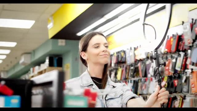 Девушки подрались из-за лампы.