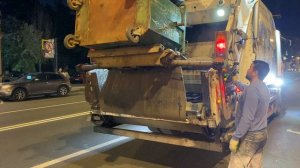 #Мусоровоз #trashtruck #техника #мусор #контейнер #trash #truck #спецтехника