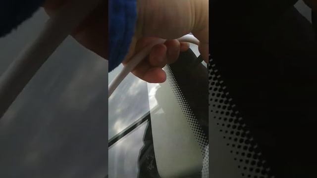 Вместо уплотнителя лобового стекла смотреть онлайн