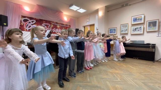 «Сороконожка» смотреть онлайн