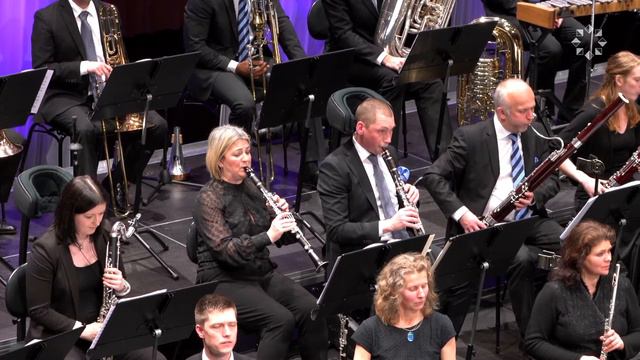 MUSSORGSKY - Pictures at an Exhibition - No 9 & 10 смотреть онлайн