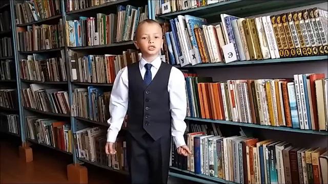 Страна читающая — Игнат Муратов читает произведение «Отец и сын» А. Т. Твардовского смотреть онлайн