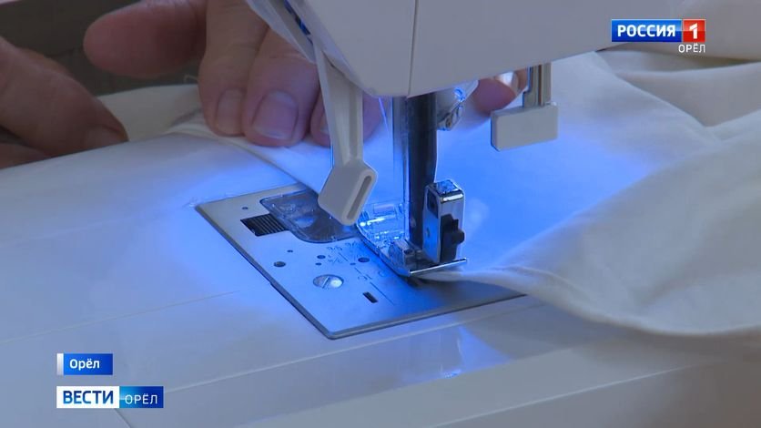 Прихожане Свято-Троицкого храма Орла создали швейный батальон смотреть онлайн