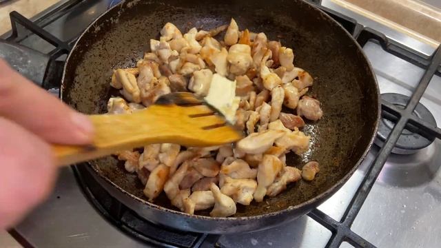 ДОМАШНЯЯ ШАУРМА!Шаверма из курицы.Соус для шаурмы. смотреть онлайн