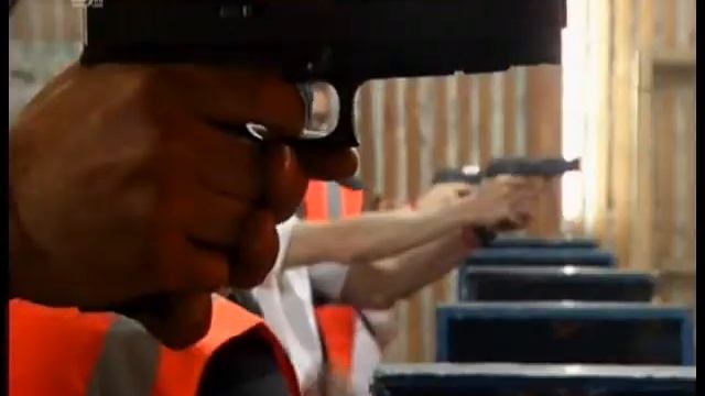 Бесплатную татуировку пообещали сделать самому меткому байкеру в Челябинске смотреть онлайн