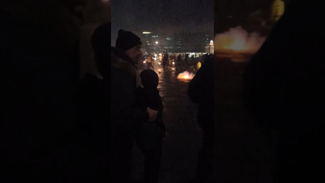 С семьёй Славика встреча Нового 2024 Года в Берлине - 1 смотреть онлайн