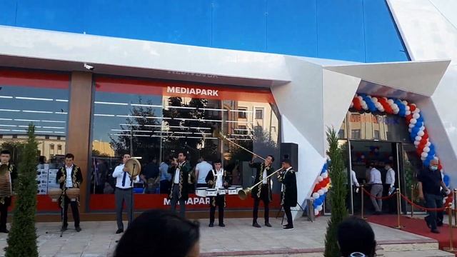 SHER GURUHI. XORAZMDA MEDIA PARK BOZORI OCHILISHI смотреть онлайн