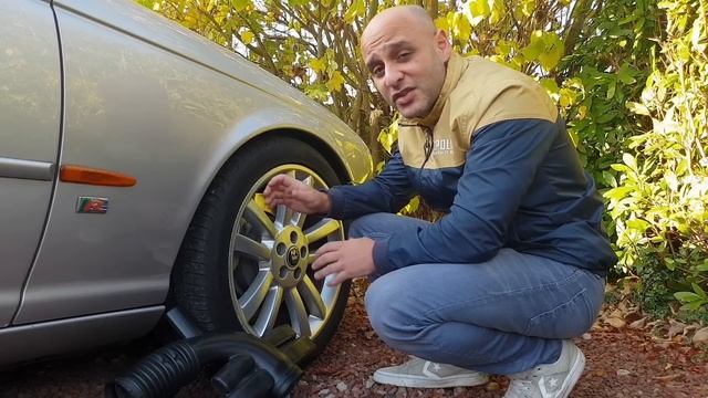 Tyre Smoking 4.2 V8 Supercharged Jaguar XJR REVIEW. Best Value XJR in the WORLD? смотреть онлайн