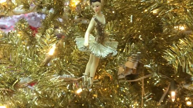 Елочная игрушка Балерина 11см SHISHI смотреть онлайн