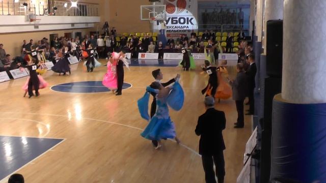 1\4 Венский вальс смотреть онлайн