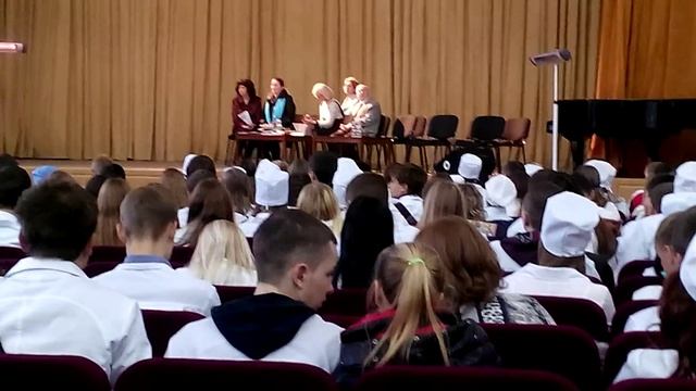Декан 1 Медицинского Посвящение в студенты ДонМУ им Горького 3ноября2014г Калининский район Донецка смотреть онлайн