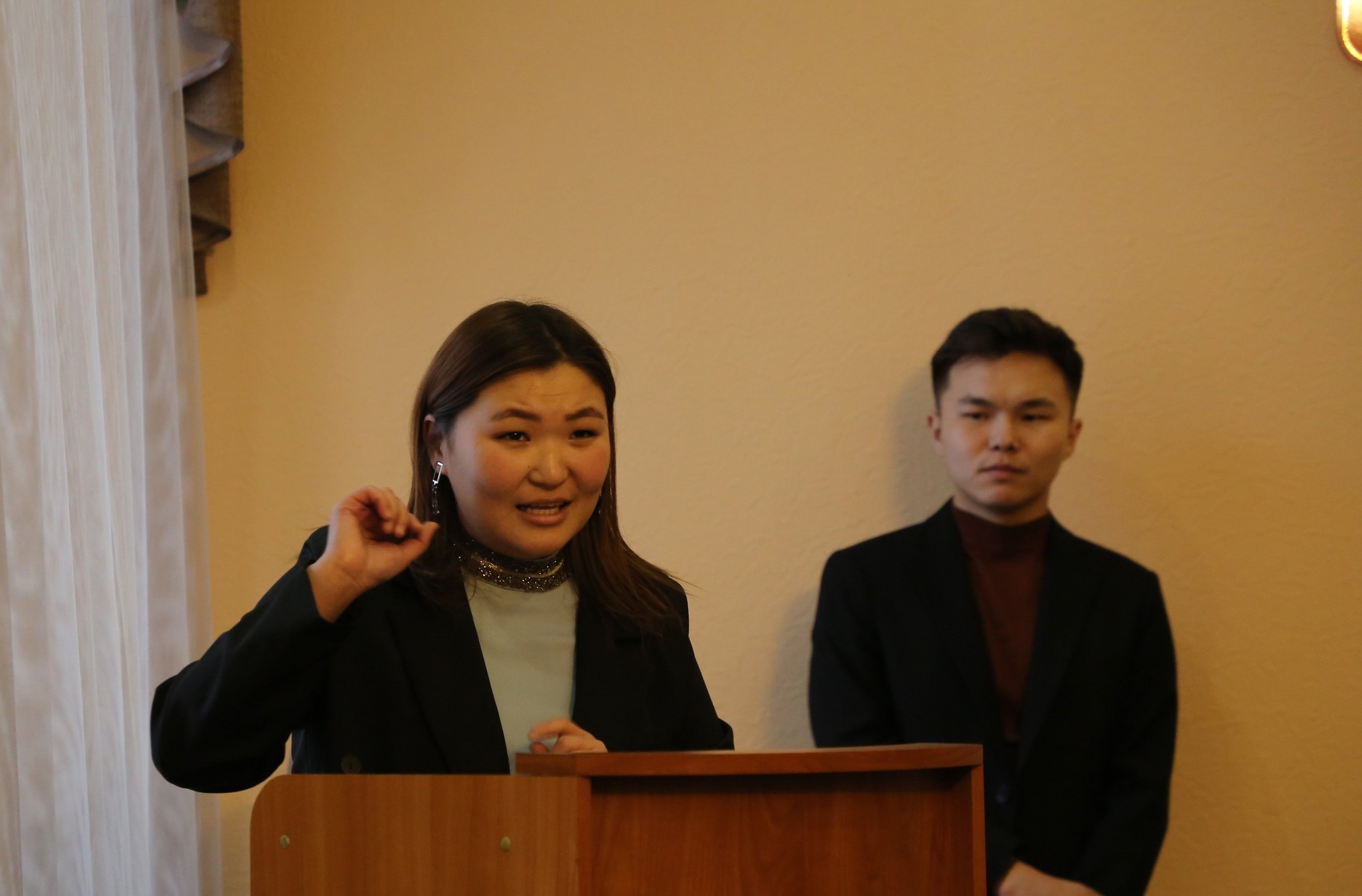 Лига Дебатов смотреть онлайн