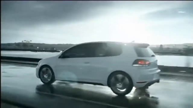 СПАСИБО ПАПАША ПОДАРИЛ ФОЛЬКСВАГЕН GTI БЕЛОГО ЦВЕТА 20-ОГО ВЕКА смотреть онлайн