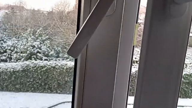 А у нас в Германии зима, настоящая❄️. Температура - 8. Замерзаем?. смотреть онлайн