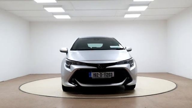 Peter Hanley Motors - 2019 Toyota Corolla 1.2T Luna Hatchback RefId: 316687 смотреть онлайн