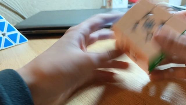 обзор на пираминкс!Бедный мой кубик?????? смотреть онлайн