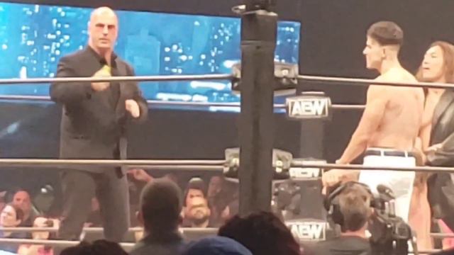 KENNY OMEGA RETURNS TO SAVE CHRIS JERICHO AEW RAMPAGE GRANDSLAM 2023 смотреть онлайн