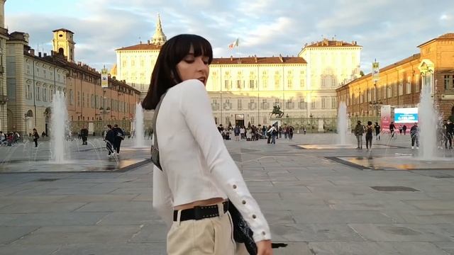 [KPOP IN PUBLIC] LISA (리사) - 'MONEY' Dance Cover // Lizzy Hope смотреть онлайн
