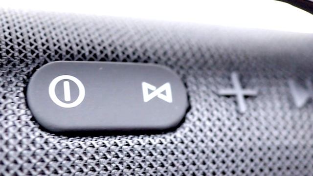 Колонка портативная Boombox mini C2B смотреть онлайн