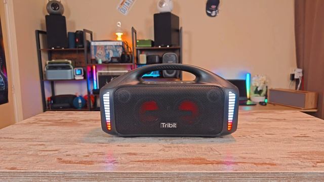 JBL Partybox On The Go Essential VS Tribit Stormbox Blast "VOCALS VS DEEPBASS?!" смотреть онлайн