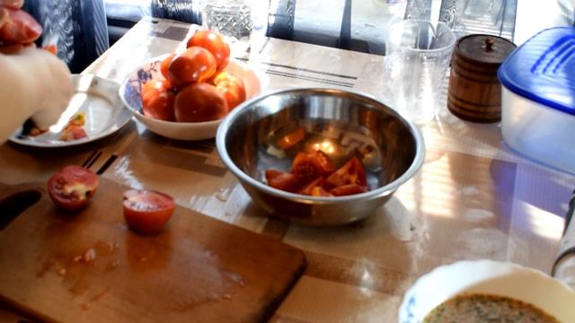 Острая закуска из помидор! ОЧЕНЬ ВКУСНО И ПРОСТО!!! смотреть онлайн