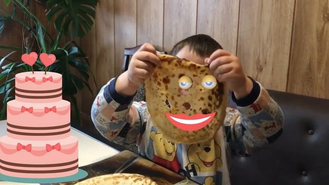 КАК ПРАВИЛЬНО КУШАТЬ БЛИНЫ. #МИШУТКА #MISHUTKA смотреть онлайн