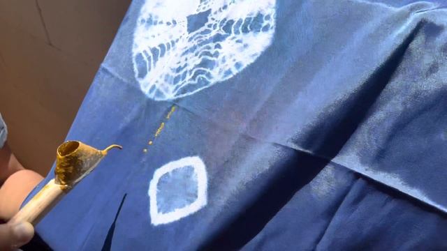 Prada on My Shibori Scarves смотреть онлайн