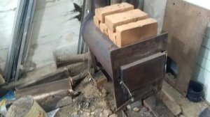 Печь (буржуйка) в гараж из трубы и баллона конденсат