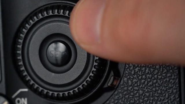 Canon 5D classic - a humble sound portrait смотреть онлайн