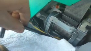 Mercedes w211 E series как снять  ремень безопасности How to Remove the Rear Seat and Seat Belt