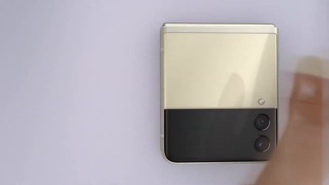 Samsung Galaxy Z Fold 3 / Galaxy Z Flip 3 5G Hands On Incredible！ смотреть онлайн