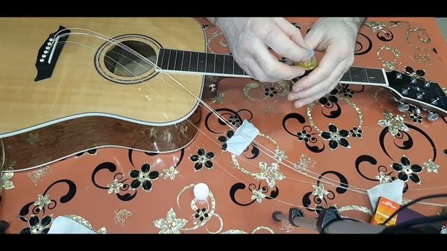 Уход за гитарой. D'Andrea limon oil - масло для грифа. Elixir 80/20 Bronz - мои новые струны. Обзор смотреть онлайн