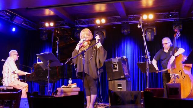 Трио "Второе приближение"- "Там, где жили свиристели..." смотреть онлайн