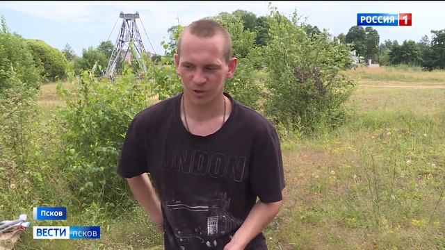В Пскове прошла встреча клуба «Выпускников приёмных семей детской деревни SOS» смотреть онлайн