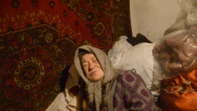 как люди ночь пережидают на Щегловке , рассказ бабушки Любы смотреть онлайн