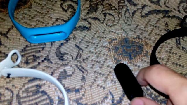 #XIAOMI #MiBand2 Купил XIAOMI Mi Band 2. | Почему я купил именно его? | Мои впечатления от девайса! смотреть онлайн