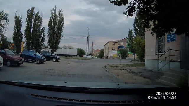 Король дороги. Terminator идёт и пусть весь мир подождёт. Hasta la vista. Волгоград. смотреть онлайн