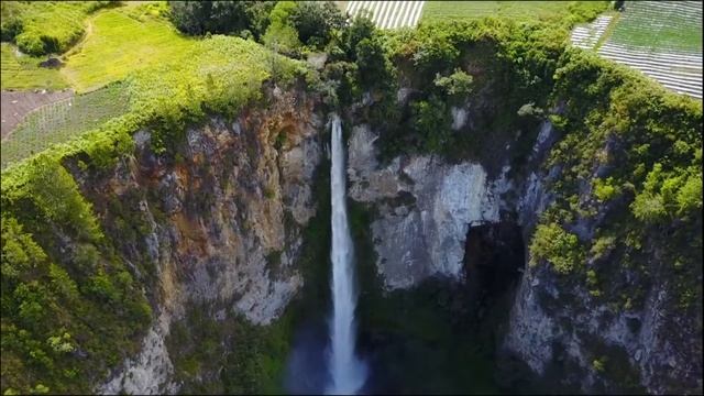 Indonesia islas desde el aire | Isla de Bali, Lombok, Sumatra, Java, Yakarta | Vídeo | Indonesia 4k смотреть онлайн