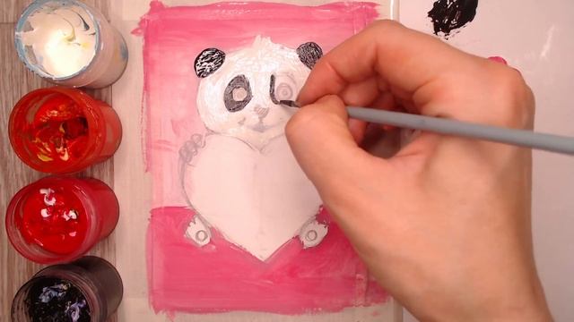 Как нарисовать панду с сердечком