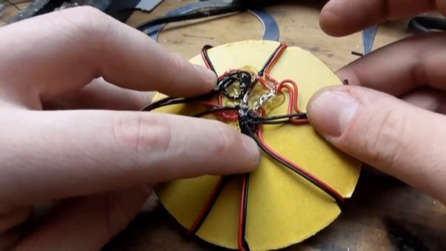 Make your own lighted Flash logo for 10$ TUTORIAL смотреть онлайн