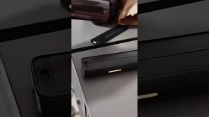 lil solid 2.0 не зарежается, мигает жёлтым, когда ставишь на зарядку