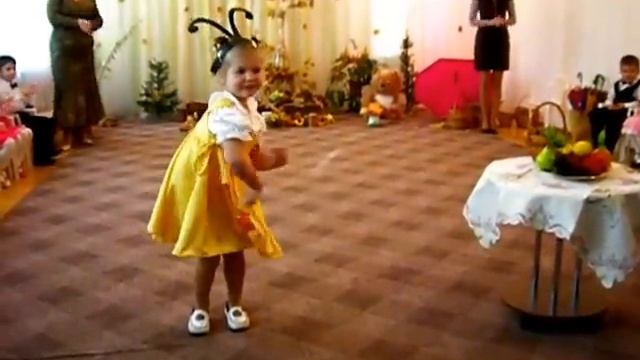 Танец пчелок смотреть онлайн